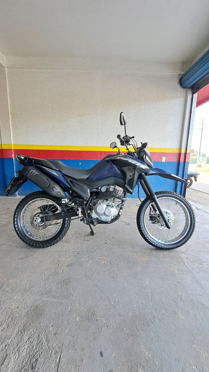 HONDA BROS 160 CBS LATERAL DIREITA